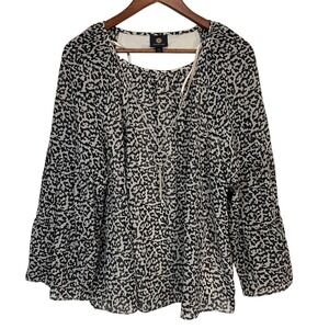 JM Collection Womens Top PXL‎ Cream Black Animal Print w/ Necklace Lined Blouse